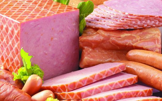 Обои на рабочий стол Ветчина с сосисками