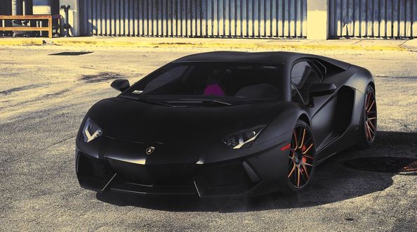 Обои на рабочий стол Шикарный черного цвета Lamborghini Aventador 75