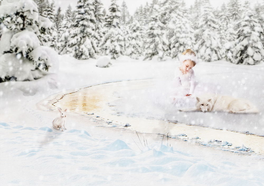 Обои для рабочего стола Задумчивая, светловолосая девочка в белом одеянии, сидящая на снегу рядом с белым волком на берегу незамерзающего ручья на лесной опушке, напротив них на другом берегу ручья стоит заяц, автор Cellest 84
