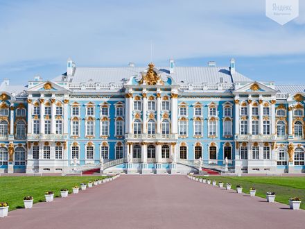 Обои на рабочий стол Летняя резиденция российских монархов (Екатерининский дворец)