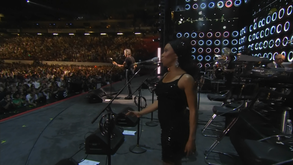 Обои на рабочий стол Roger Waters выступает в New Jersy