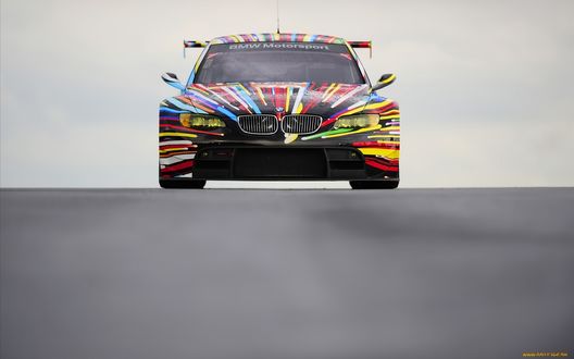 Обои на рабочий стол BMW на гоночной трассе
