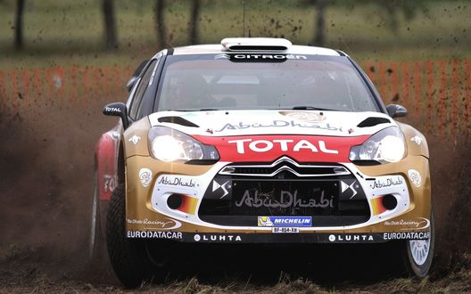 Обои на рабочий стол Авто Citroen-ds3-rally-wrc-ralli-в заносе