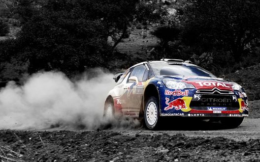 Обои на рабочий стол Авто Citroen-ds3-rally-wrc-ralli-в заносе