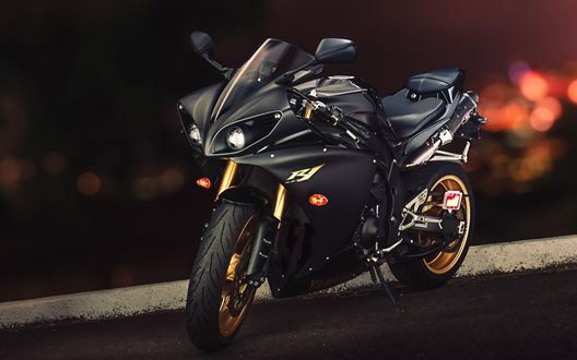 Обои на рабочий стол Черный мотобайк Yamaha yzf-r1