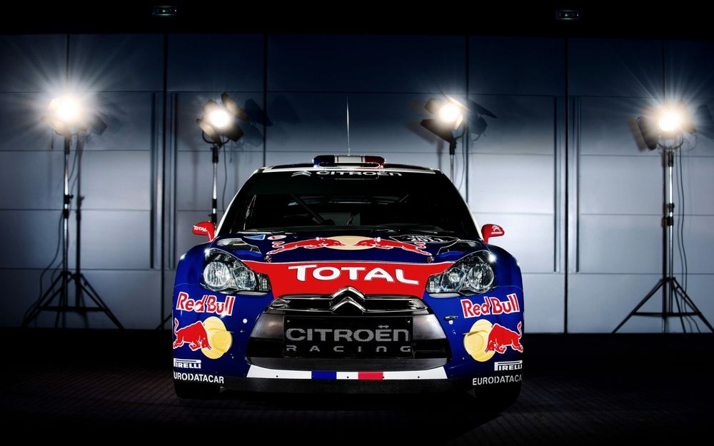 Обои для рабочего стола Авто Citroen-ds3-rally в фотостудии