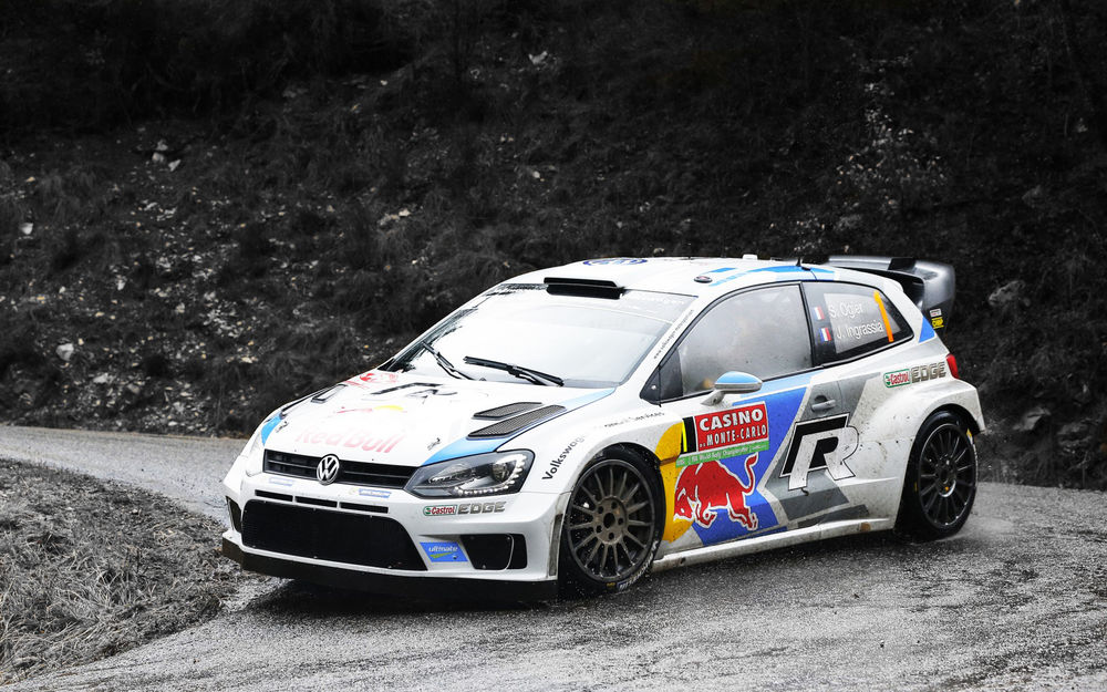 Обои для рабочего стола Авто Volkswagen polo wrc проходит поворот