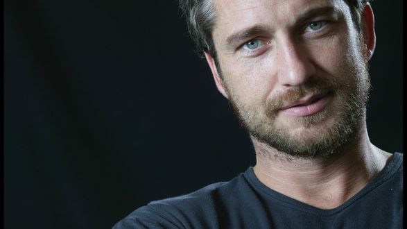 Обои на рабочий стол Шотландский актер Джерард Батлер / Gerard Butler