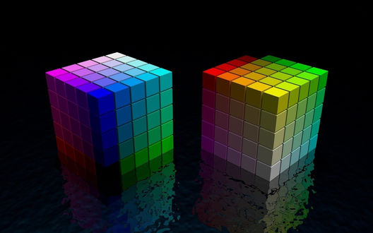 Обои на рабочий стол Два куба радужной окраски / Dos cubos con los colores cromГЎticos del arco iris