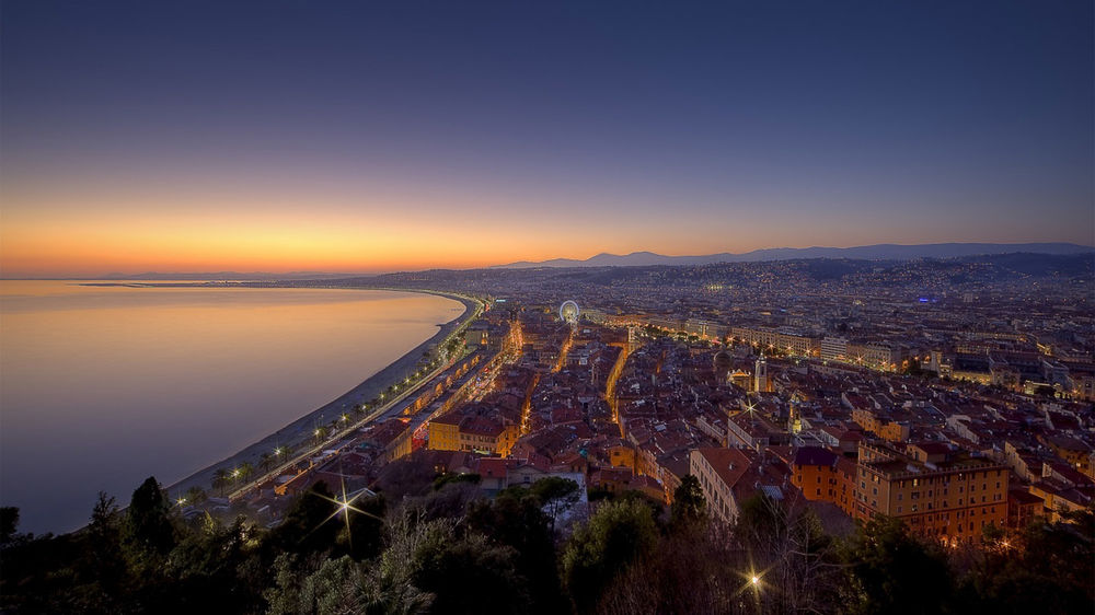 Обои для рабочего стола Панорама ночного города сверху, Ницца, Франция / Nice, France