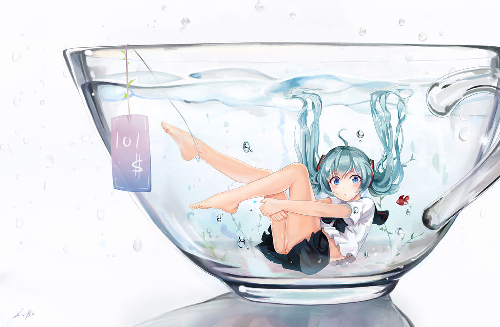 Обои для рабочего стола Vocaloid Hatsune Miku / Вокалоид Хатцуне Мику плавает в стеклянной чашке с ценником, привязанным к ноге, art by I Bou