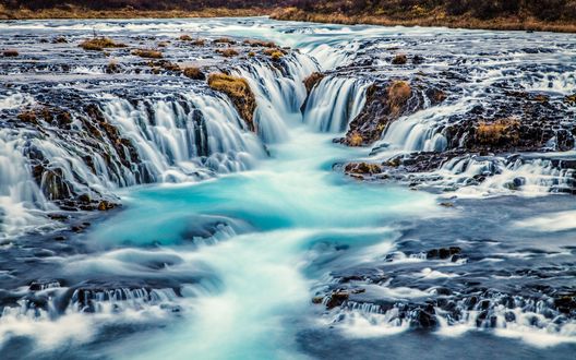 Обои на рабочий стол Исландия, каскадный водопад