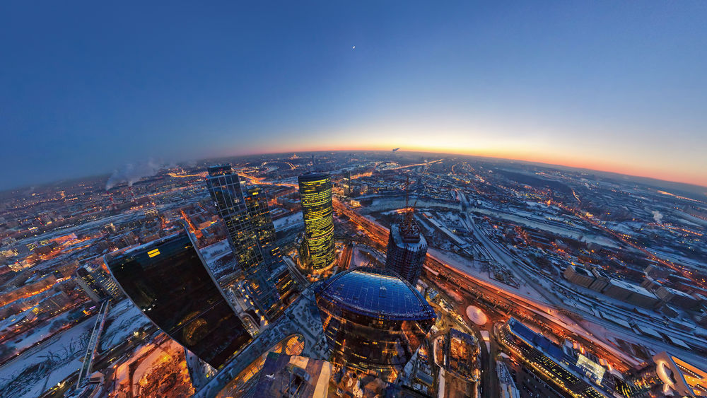 Обои для рабочего стола Панорама зимней Москвы, вид с небоскребов делового района Москва-Сити, Пресненская набережная