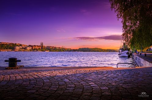 Обои на рабочий стол Корабль стоит у причала в Стокгольме / Stockholm, Швеция / Sweden