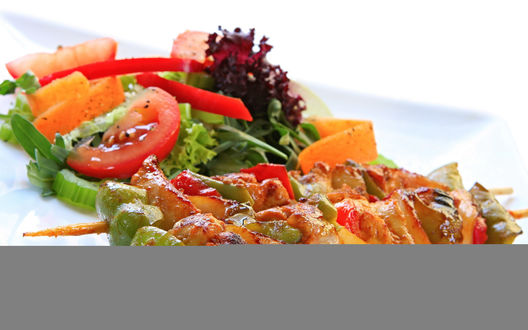 Обои на рабочий стол Шашлыки с овощами