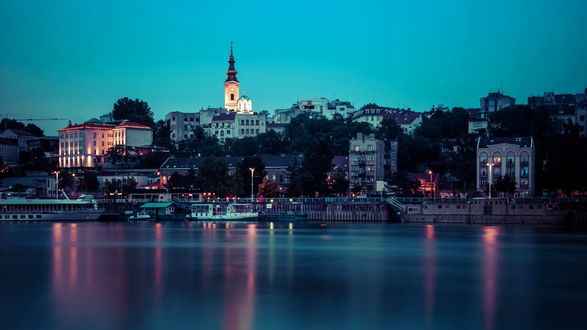 Обои на рабочий стол Ночной город у реки, Белград, Сербия