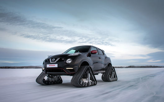 Обои на рабочий стол Автомобиль Nissan суперкар на замерзшем озере