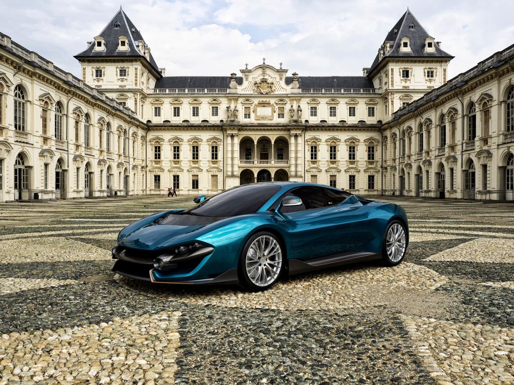 Обои для рабочего стола ATS Wildtwelve Torino Design на фоне прекрасного здания