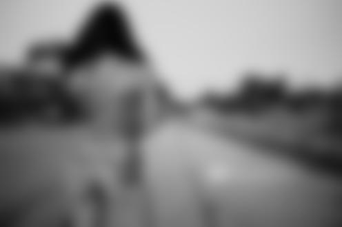 Обои для рабочего стола Шикарная девушка с татуировкой на спине, фотограф Motograffi