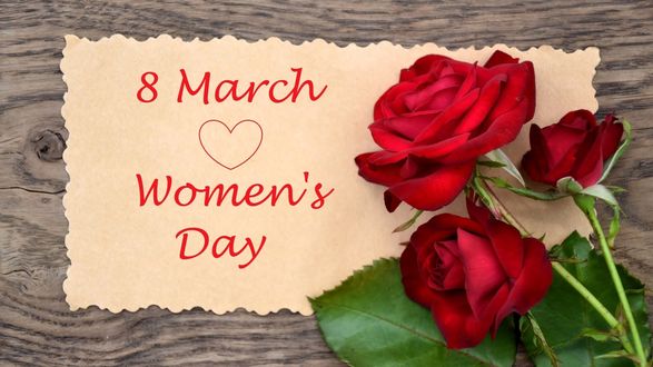Обои на рабочий стол Букет роз и открытка к 8 марта (8 March Womens Day)