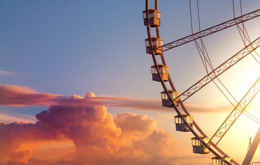 Обои на рабочий стол Колесо обозрения на большой высоте