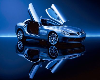 Обои на рабочий стол Автомобиль Mercedes benz синий на синем фоне