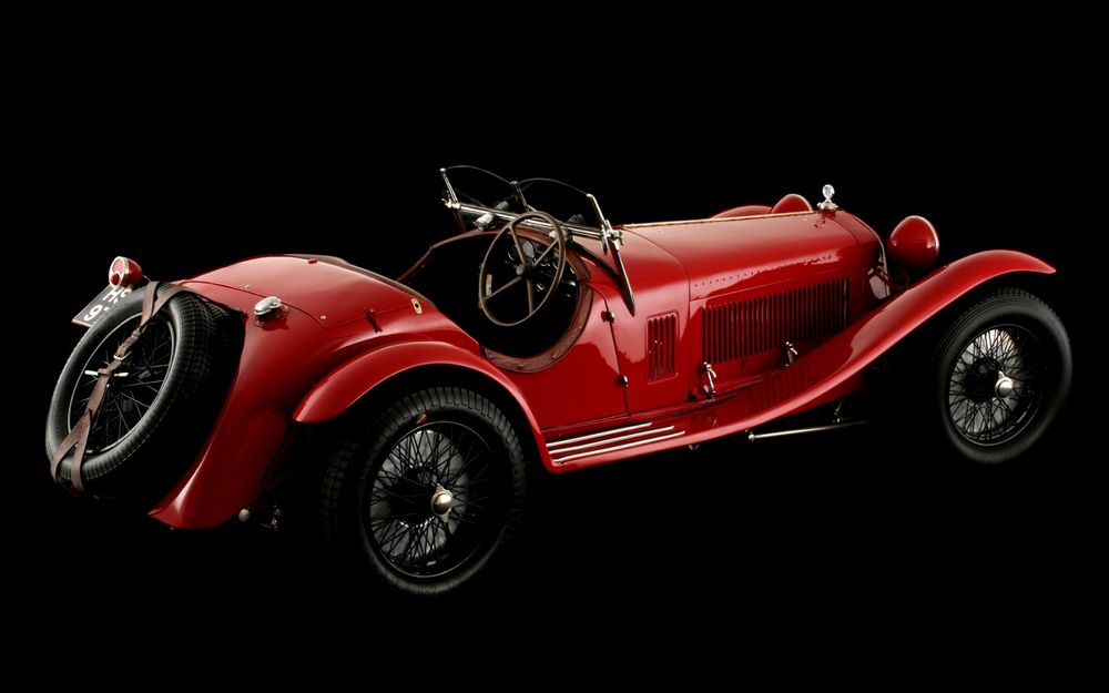 Обои для рабочего стола Автомобиль Alfa Romeo, corto, spider, 2300 красный на черном фоне