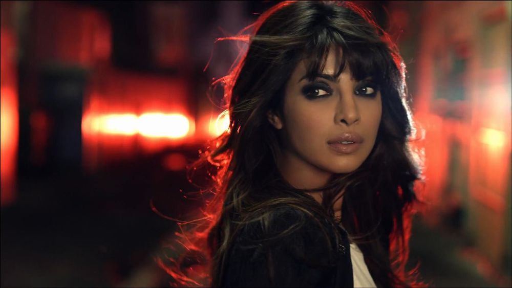 Обои для рабочего стола Индийская певица и актриса Приянка Чопра / Priyanka Chopra