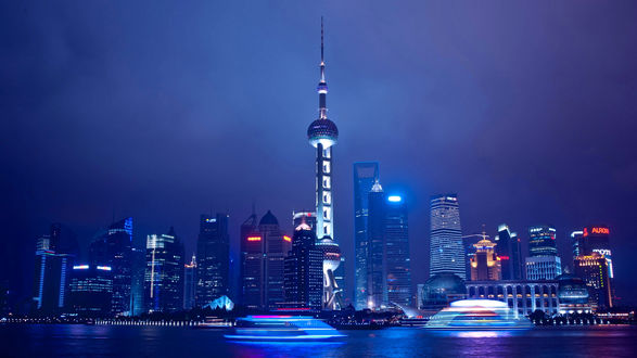 Обои на рабочий стол Вид с воды на ночной Шанхай, Китай / China