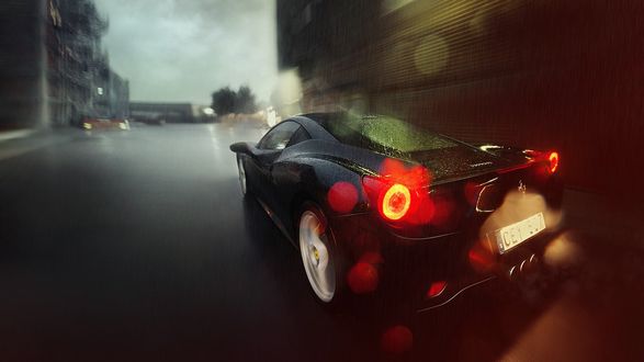 Обои на рабочий стол Черный Ferrari в дождливом городе