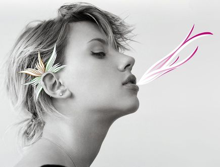 Обои на рабочий стол Scarlett Johansson / Скарлетт Йоханссон, актриса, звезда, художественный портрет, комбинация монохрома и цвета