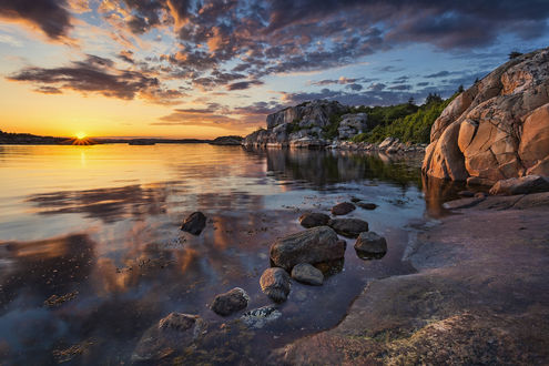 Обои на рабочий стол Закат над озером, Larvik, Norway / Ларвик, Норвегия, фотограф ivar hole