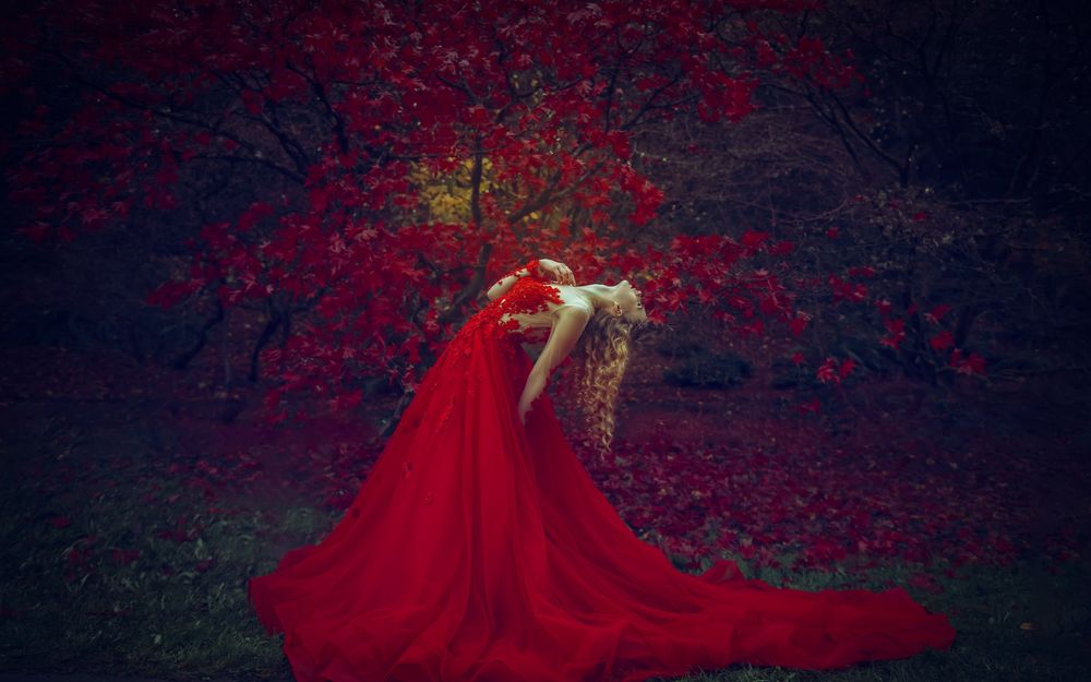 Красное Платье Осень