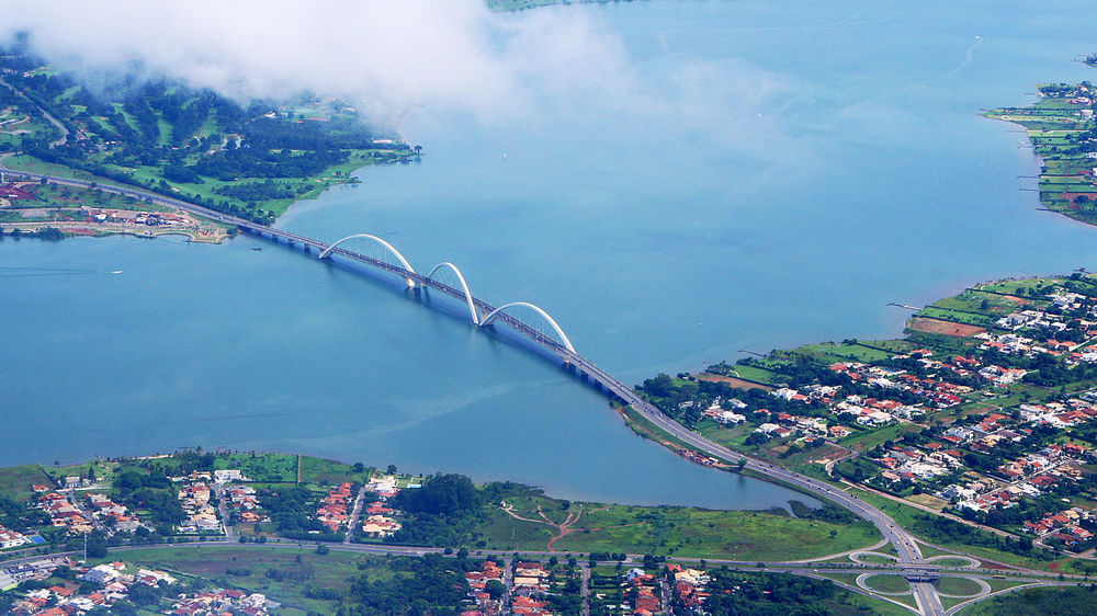 Обои для рабочего стола Вид на мост Juscelino Kubicheka через озеро Параноа / Paranoa, Бразилия