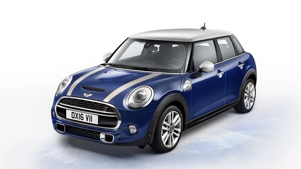 Обои на рабочий стол Автомобиль 2016, Mini, Cooper, S, Seven, 5 door синий на сером фоне