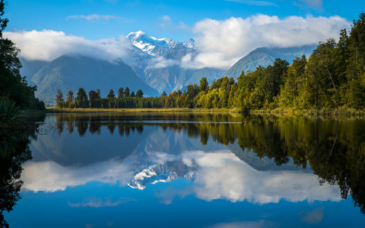 Обои на рабочий стол Lake Matheson, West Coast, New Zealand / озеро Мэтсон, Западное побережье, Новая Зеландия
