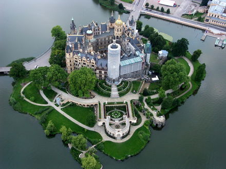 Обои на рабочий стол Deutschland, Schwerin, Schweriner Schloss / Германия, Шверин, Шверинский замок на Дворцовом острове, вид сверху