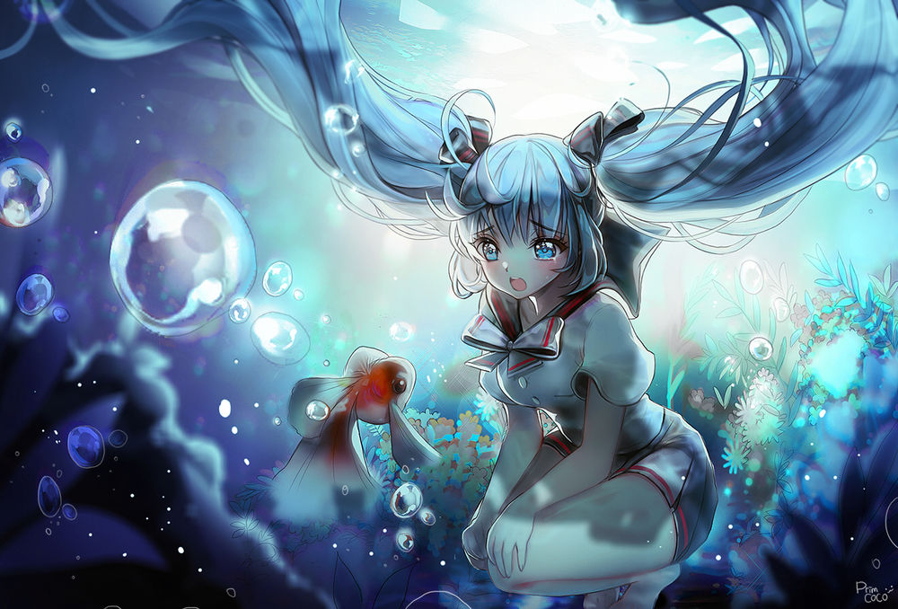 Обои для рабочего стола Vocaloid Hatsune Miku / Вокалоид Хатсунэ Мику и золотая рыбка под водой, by PrimCOCO