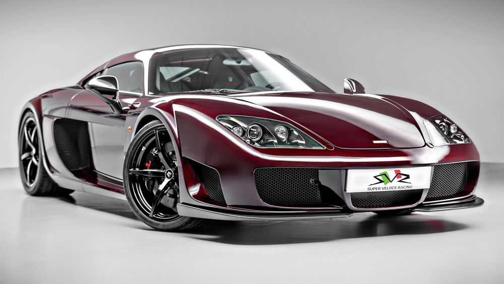 Обои для рабочего стола Автомобиль 2016, London Motor Show, Super Veloce Racing, Noble M600, суперкар бордовый на светлом фоне