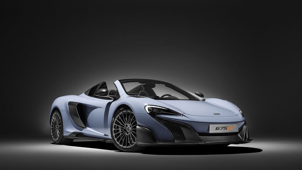 Обои для рабочего стола Автомобиль суперкар, студия, 2017, McLaren 675LT Spider, серый Макларен на сером фоне