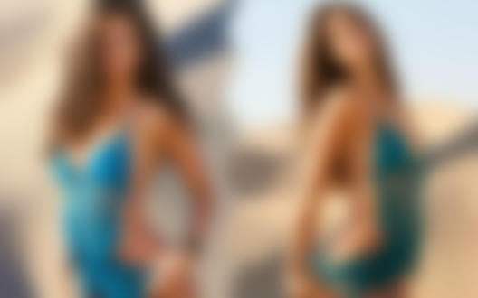 Обои на рабочий стол Американская модель Emily DiDonato / Эмили Ди Донато позирует для журнала Sports Illustrated