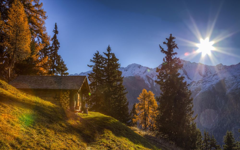 Обои для рабочего стола Домик в горах, Швейцария / Switzerland, Альпы / Alps