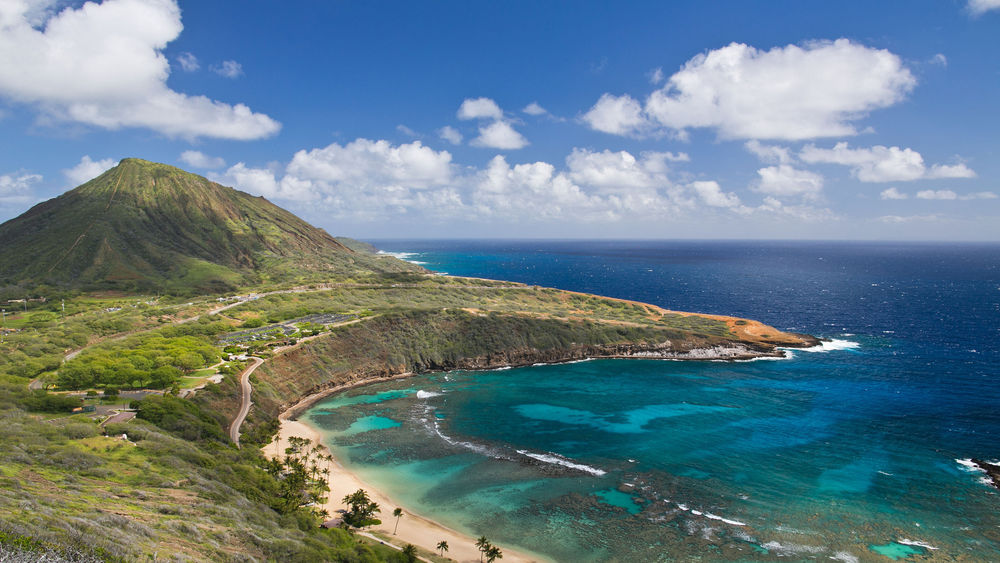 Обои для рабочего стола Oahu, Hawaiian Islands / Оаху, Гавайские острова, береговая линия, холм, море, небо