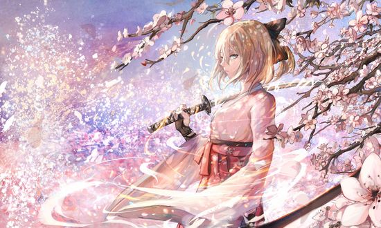 Обои на рабочий стол Sakura Saber / Сэйбер Сакура с катаной стоит среди цветущей сакуры, из игры Fate / Grand Order, art by Sishenfan