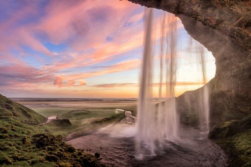 Обои на рабочий стол Живописный восход солнца в Rangarvallasysla, Iceland / Исландия, на переднем плане маленький водопад, photographed by Adrian Chandler