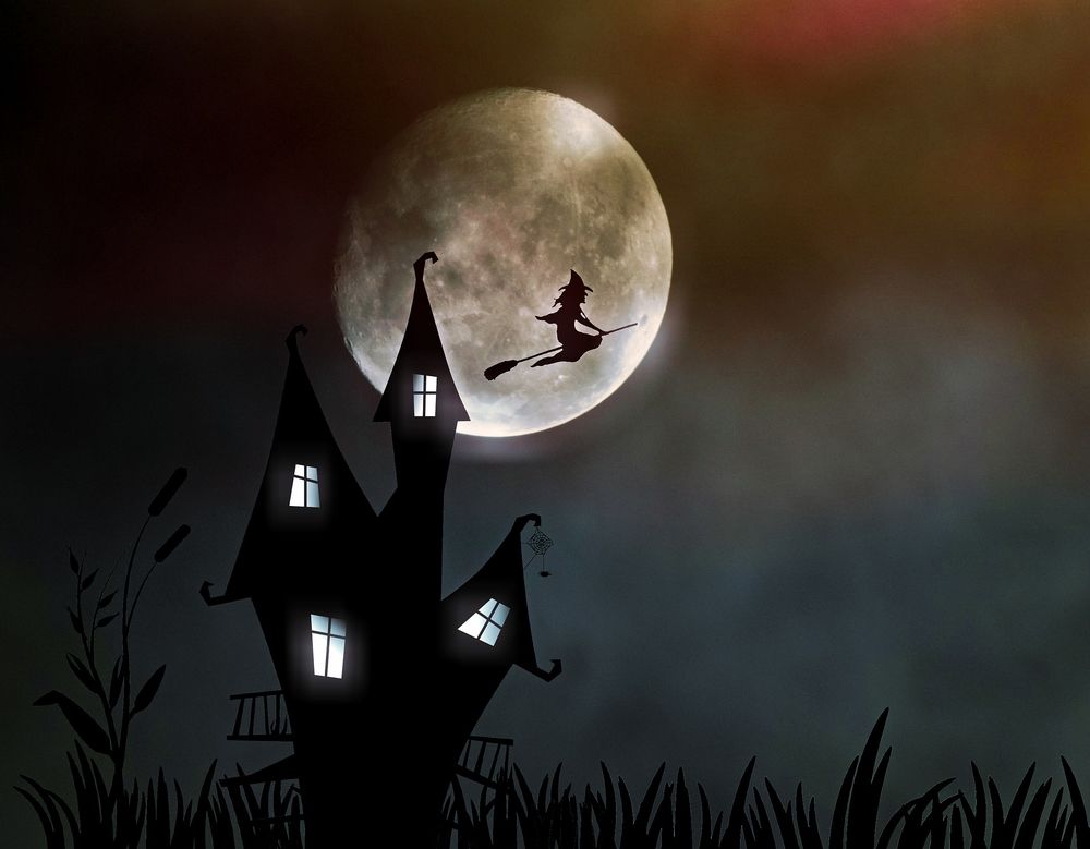 Обои для рабочего стола Ведьма летит на метле на фоне полной луны и черного дома со светящимися окнами, by cocoparisienne