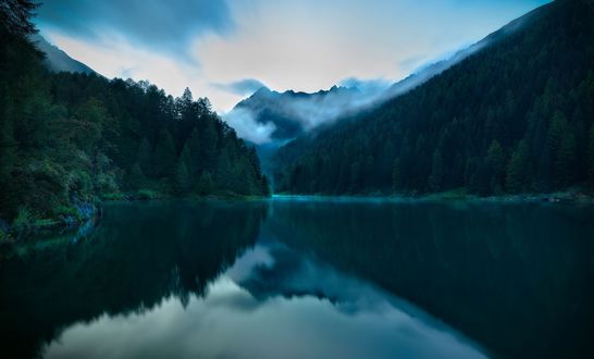 Обои на рабочий стол Национальный парк Stelvio-Lake Pian Palu in Val - de - Peio, Italy / Стельвио-озеро Пьян Палу в Валь - ди - Пейо, Италия, фотограф Maxim Kozlov