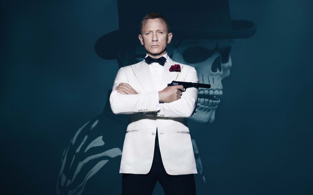 Oboi Deniel Krejg Daniel Craig V Roli Agenta 007 Dzhejmsa Bonda James Bond Na Rabochij Stol