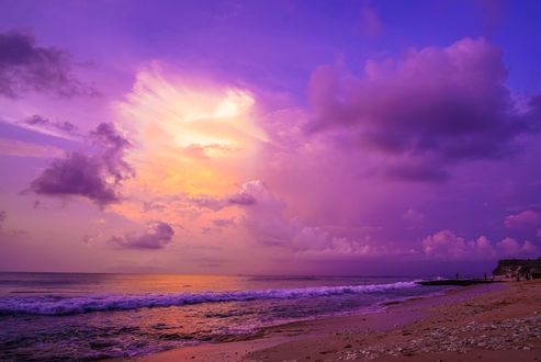 Обои на рабочий стол Фиолетовый закат на побережье, Pecatu, Bali, Indonesia, Indian Ocean / Пекату, Бали, Индонезия, Индийский океан