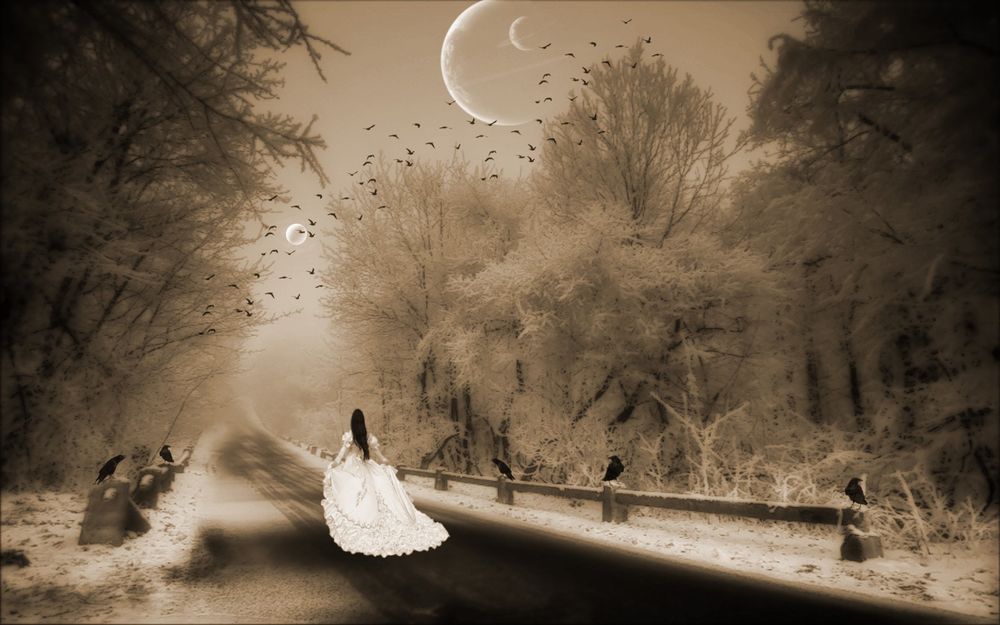 Обои для рабочего стола Девушка в белом платье бежит по дороге под тремя лунами, мимо воронов